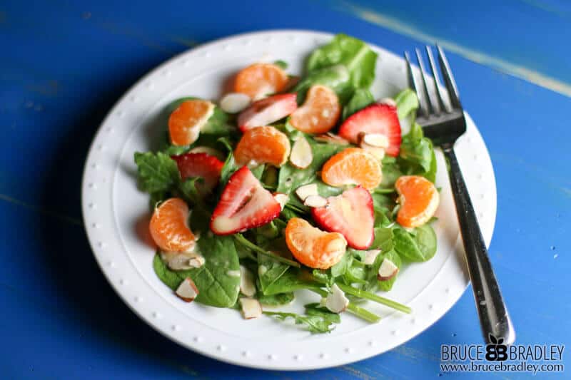 This Delicious Orange Spinach Salad With Toasted Almonds Is An Amazing, Citrusy Twist On The Classic Spinach Salad.