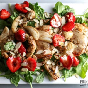 This Clean Eating Recipe For Strawberry Spinach Salad Looks And Tastes Amazing And Is Made With Roasted Chicken Or Tofu Plus Marinated Mushrooms &Amp; Strawberries!